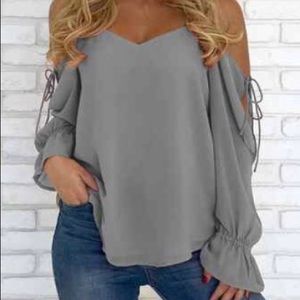 Cold shoulder shirt NWOT size medium runs small